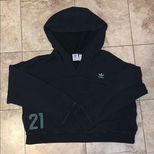 Cropped Adidas Sweater